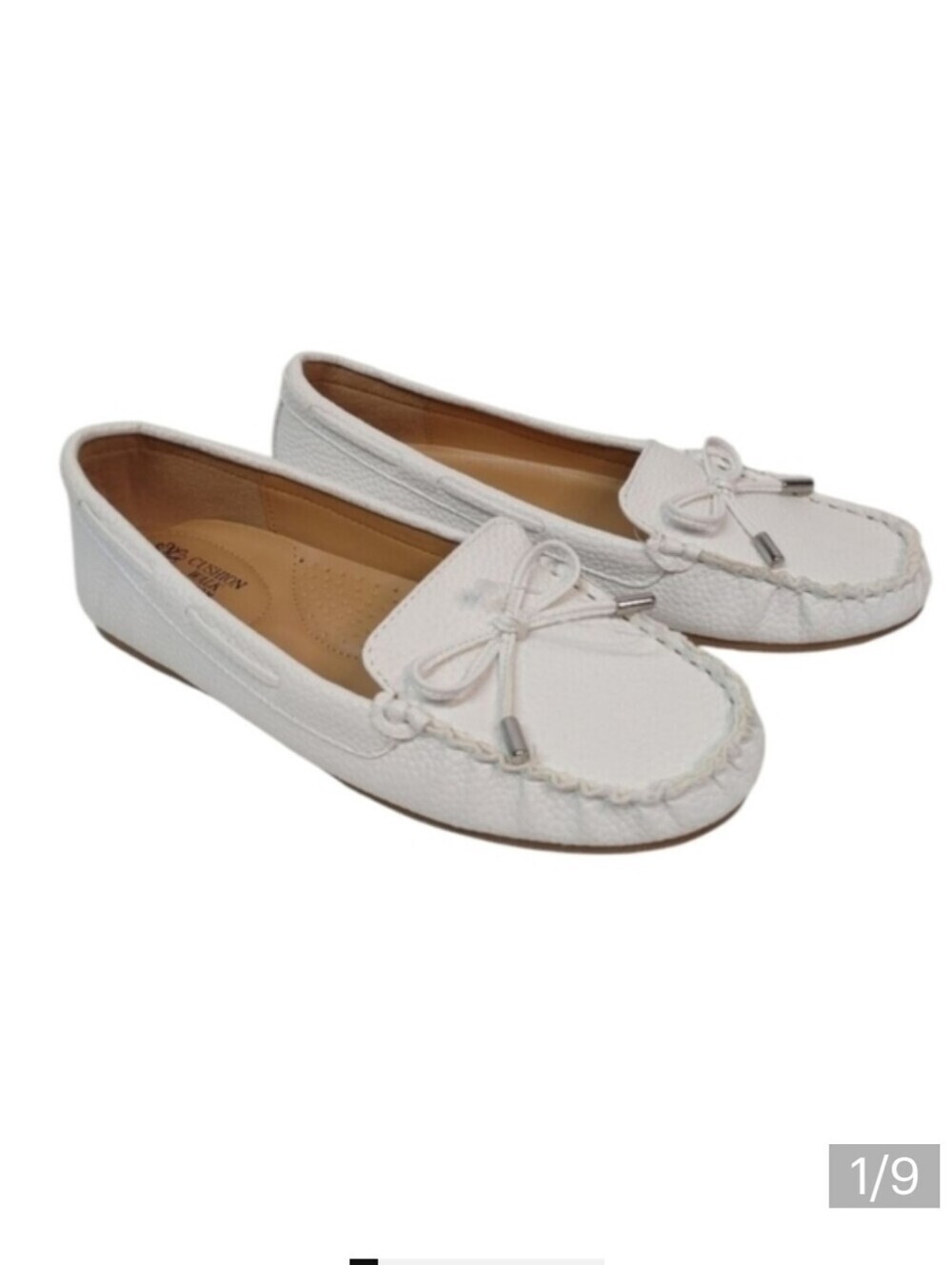Cushion Walk by Avon Women's White Slip-On Loafers Size 6 NWOT
